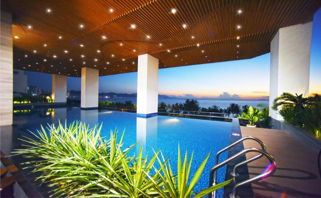 Sunny Smes - Virgo Nha Trang Apartamento Exterior foto