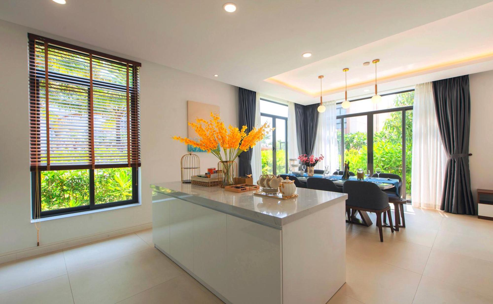 Sunny Smes - Virgo Nha Trang Apartamento Exterior foto